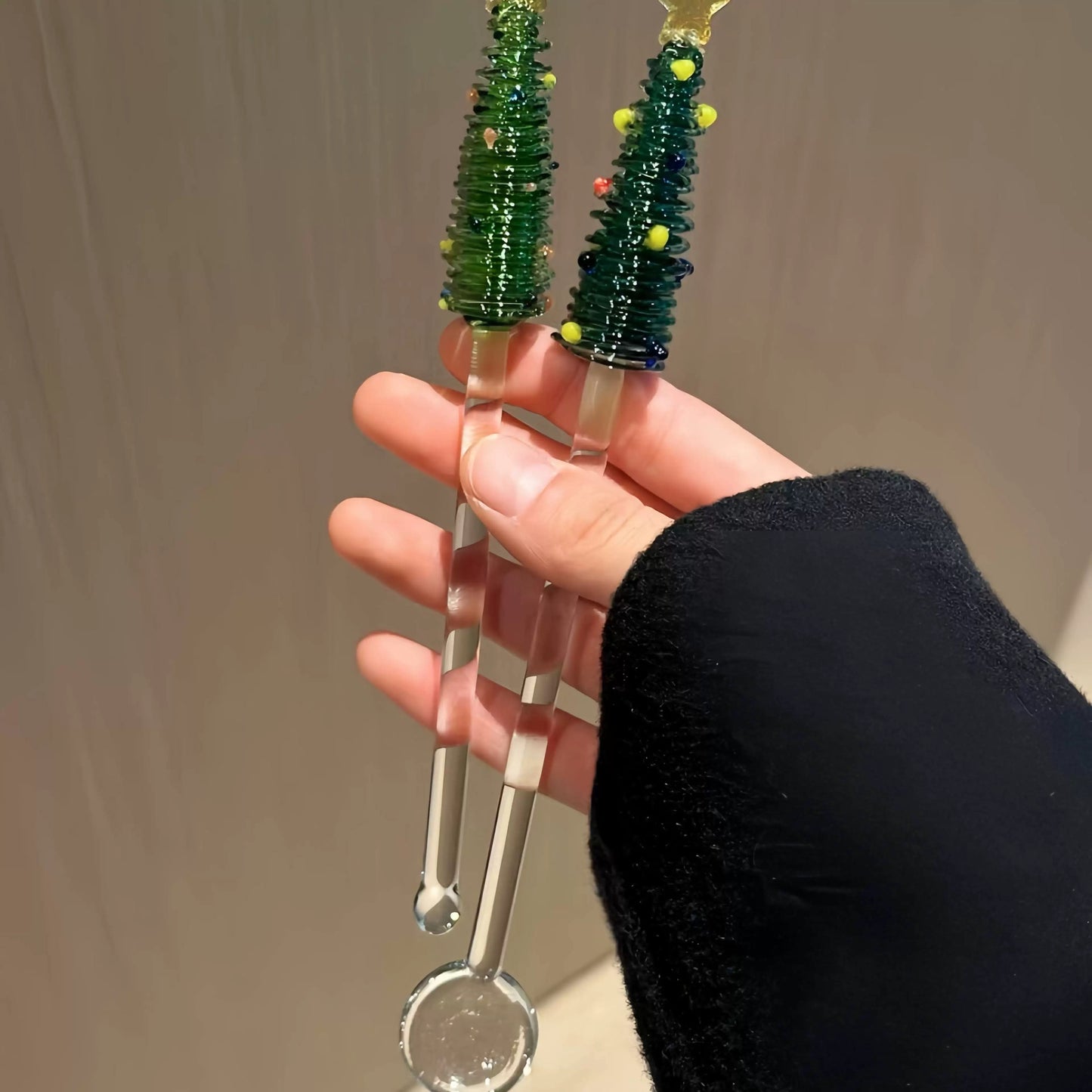 Christmas Tree Glass Swizzle Sticks and Spoon Set of 2, Handmade Holiday Drink Stirrers for Cocktails, Coffee, Hot Chocolate, Reusable Decorative Stir for Xmas Party, Barware & Gifts (Blue)