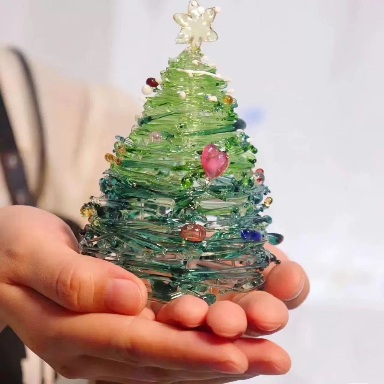 Handmade Blown Glass Christmas Tree Mini Handmade Christmas Tree Figurines Ornaments Art Glass Christmas Decoration for Home Tabletop Festival Gifts
