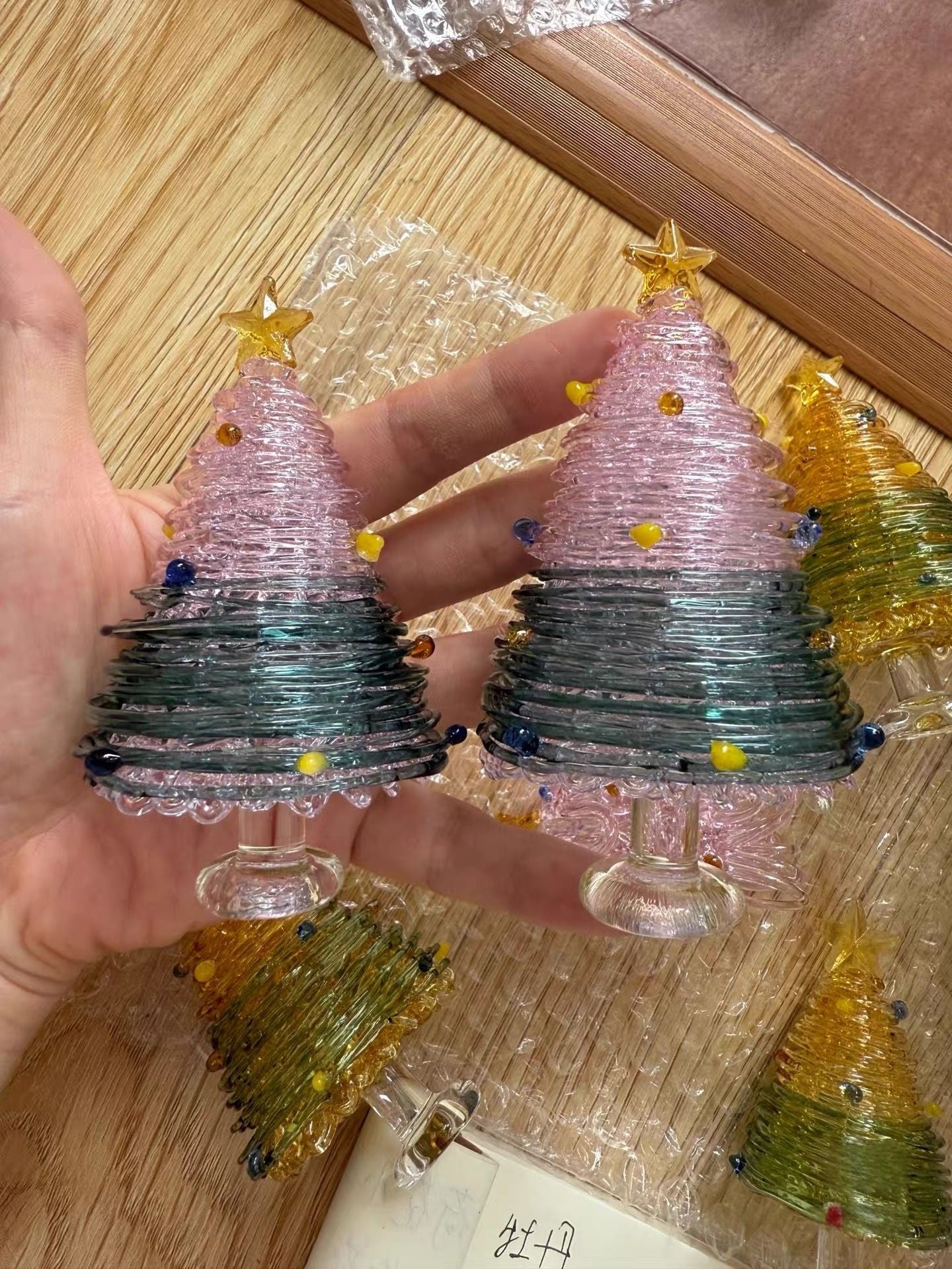 Star tree Blown Glass Christmas Tree Mini Handmade Christmas Tree Figurines Ornaments Art Glass Christmas Decoration for Home Tabletop Festival Gifts    Christmas Tree Figurine, Xmas Tree Decor Gift