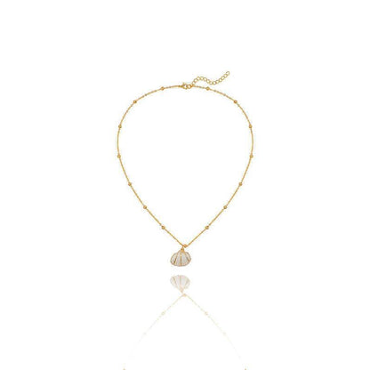 Shell Necklace for Women Natural Seashell Scallop Conch Pendant Necklace Hawaiian Boho Gold Necklaces Chain Dainty Beach Stuff Jewelry Gifts